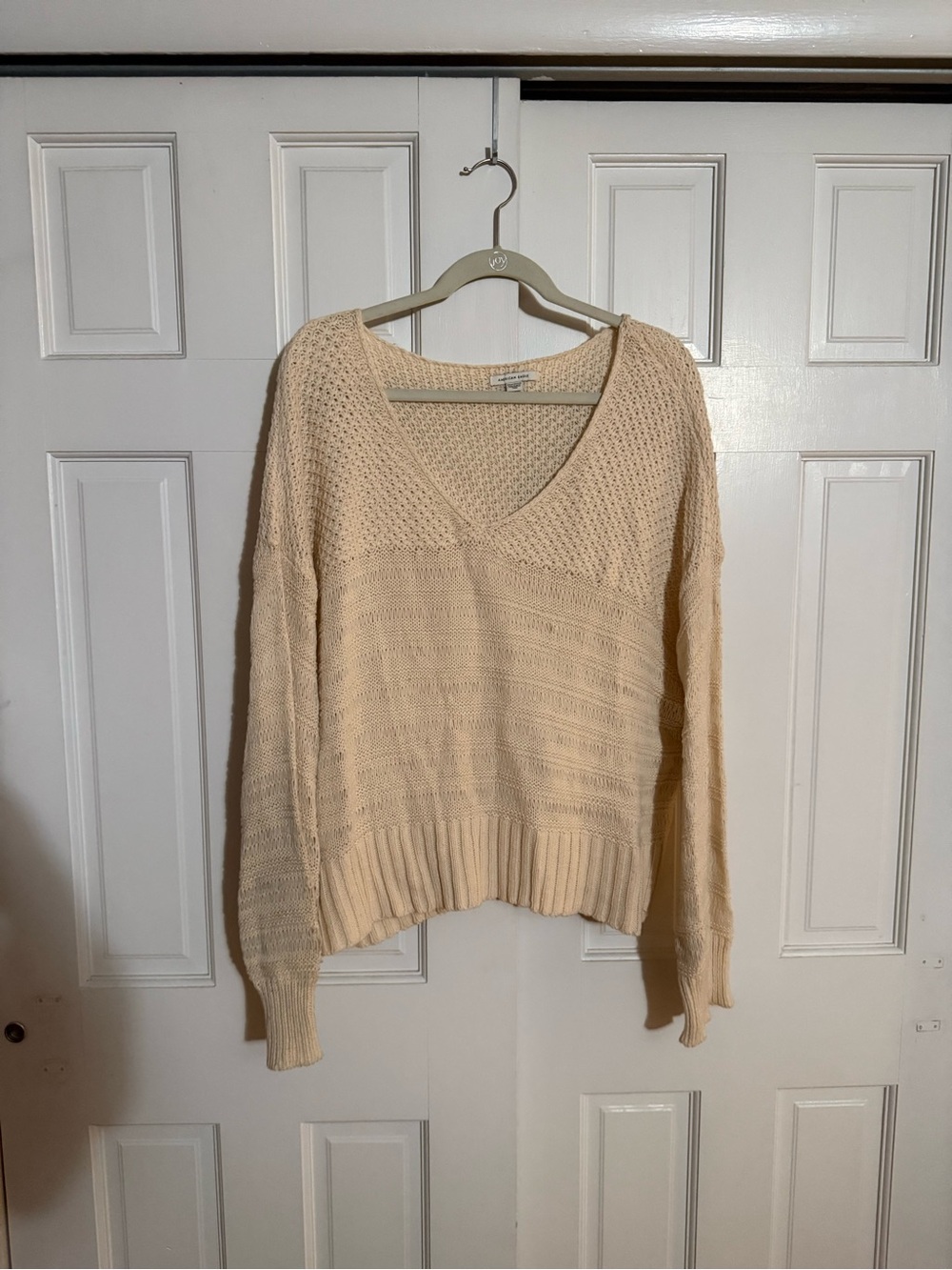 American Eagle Outfitters Cream V-Neck Knit Pullover